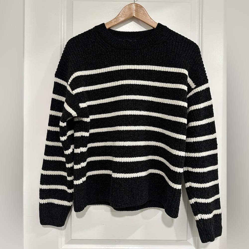 Denver Hayes Black and White Striped Crewneck Sweater Women’s XL